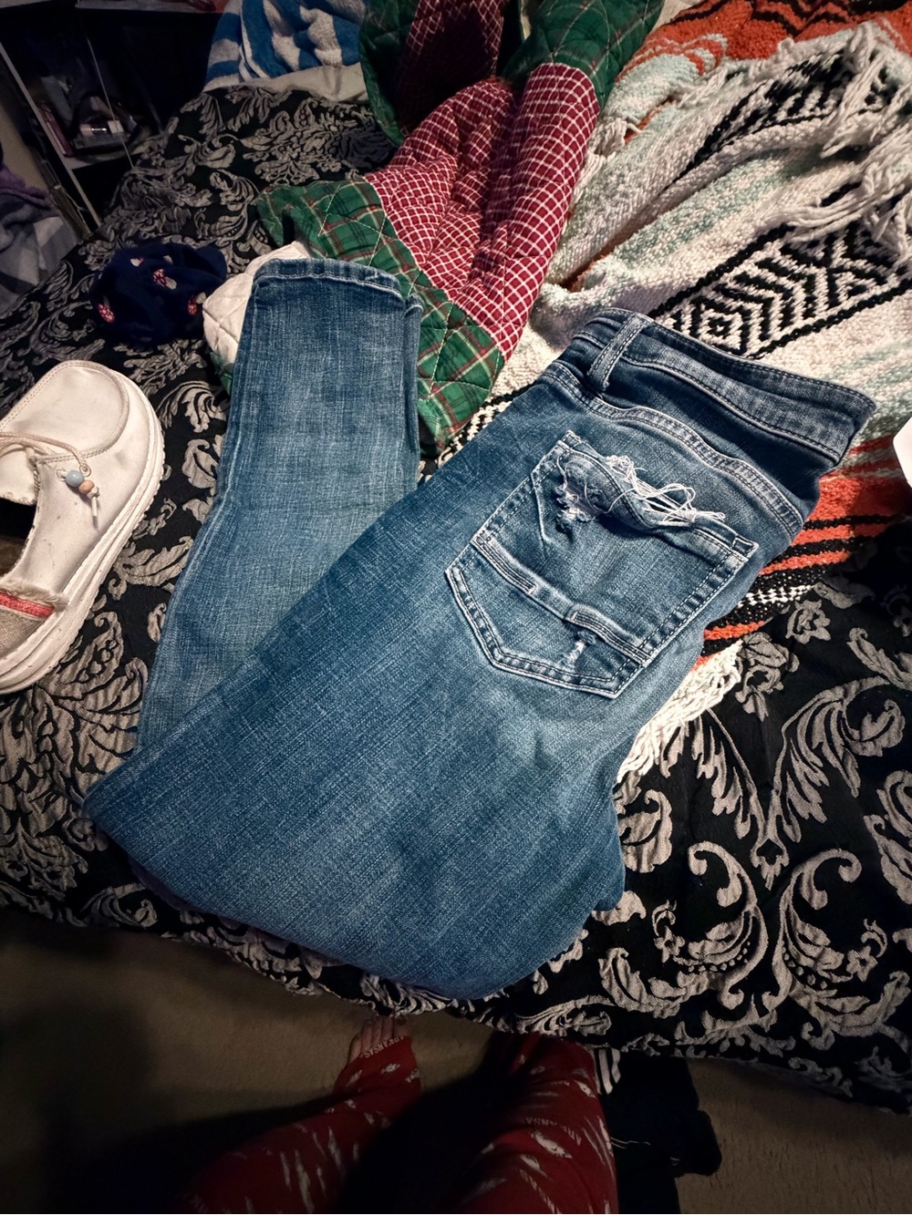 BKE Women's Blue Skinny Jeans with Back Pocket Distress